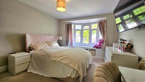 Photo 24- click for photo gallery